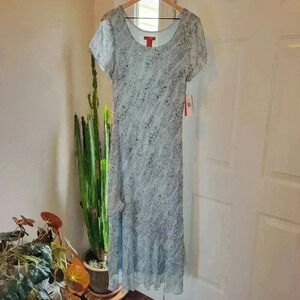 NWT Sangrio 100% Silk Blue‎ Floral Shortsleeve Dress, Size 16